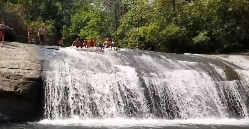 turtleback falls near sapphire valley
